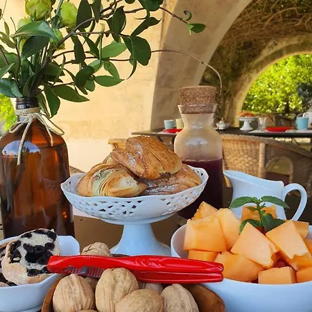 Bed & Breakfast Antica Casina Di Charme Pulsano
