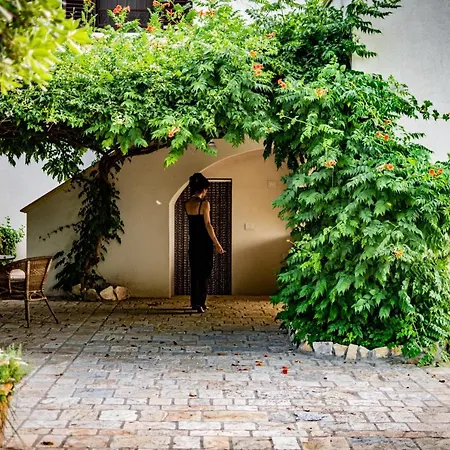 Bed & Breakfast Antica Casina Di Charme Pulsano